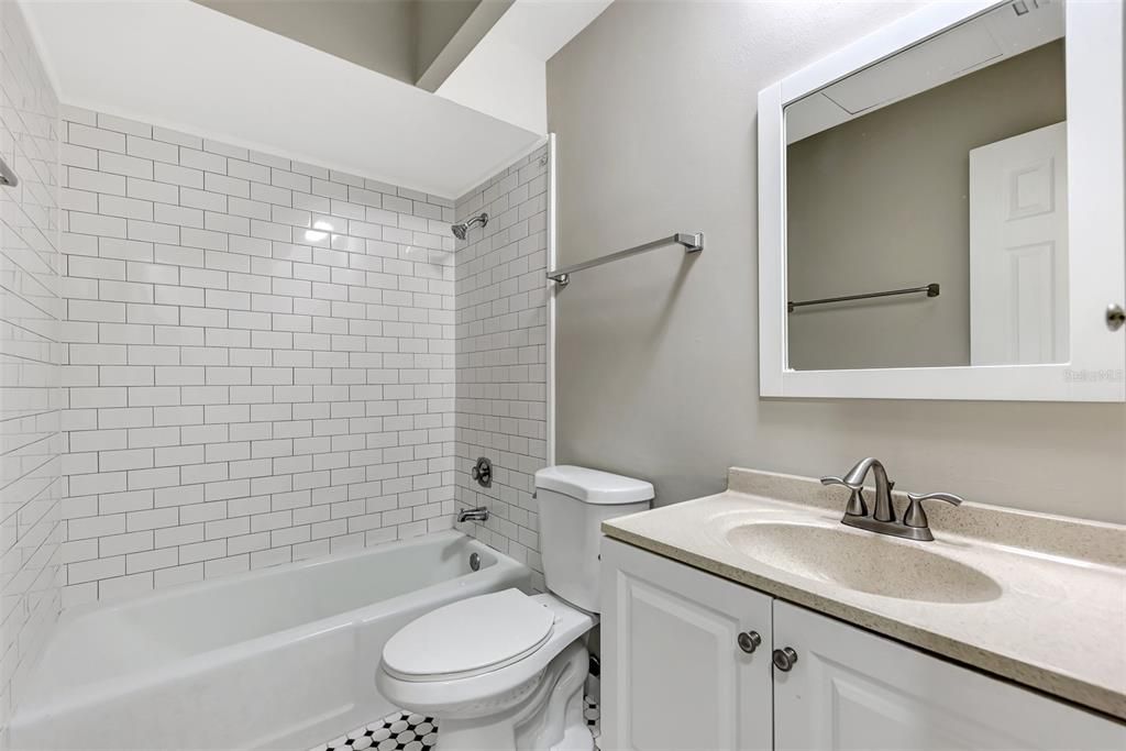 For Rent: $2,650 (3 beds, 2 baths, 1612 Square Feet)