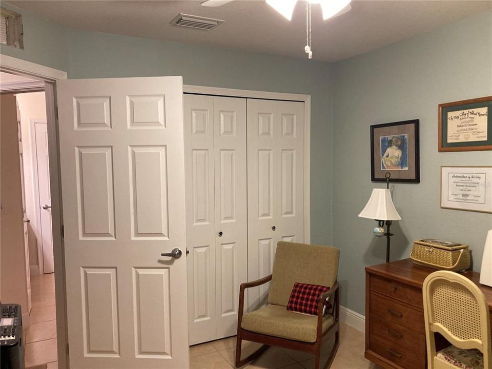 For Sale: $319,000 (3 beds, 2 baths, 1416 Square Feet)