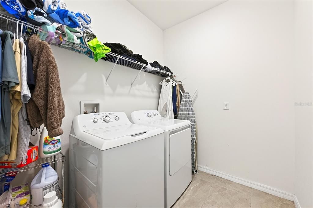 For Sale: $425,000 (4 beds, 3 baths, 2030 Square Feet)