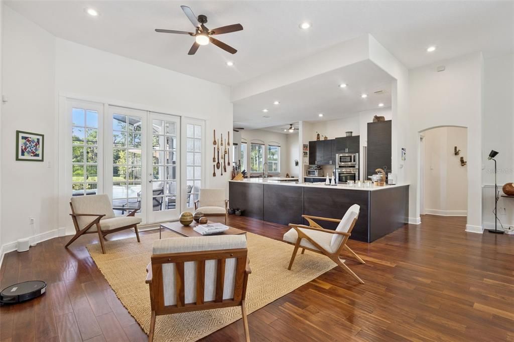For Sale: $1,100,000 (5 beds, 4 baths, 3621 Square Feet)