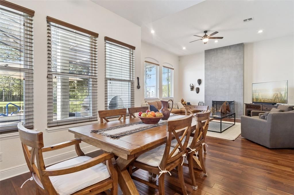 For Sale: $1,100,000 (5 beds, 4 baths, 3621 Square Feet)