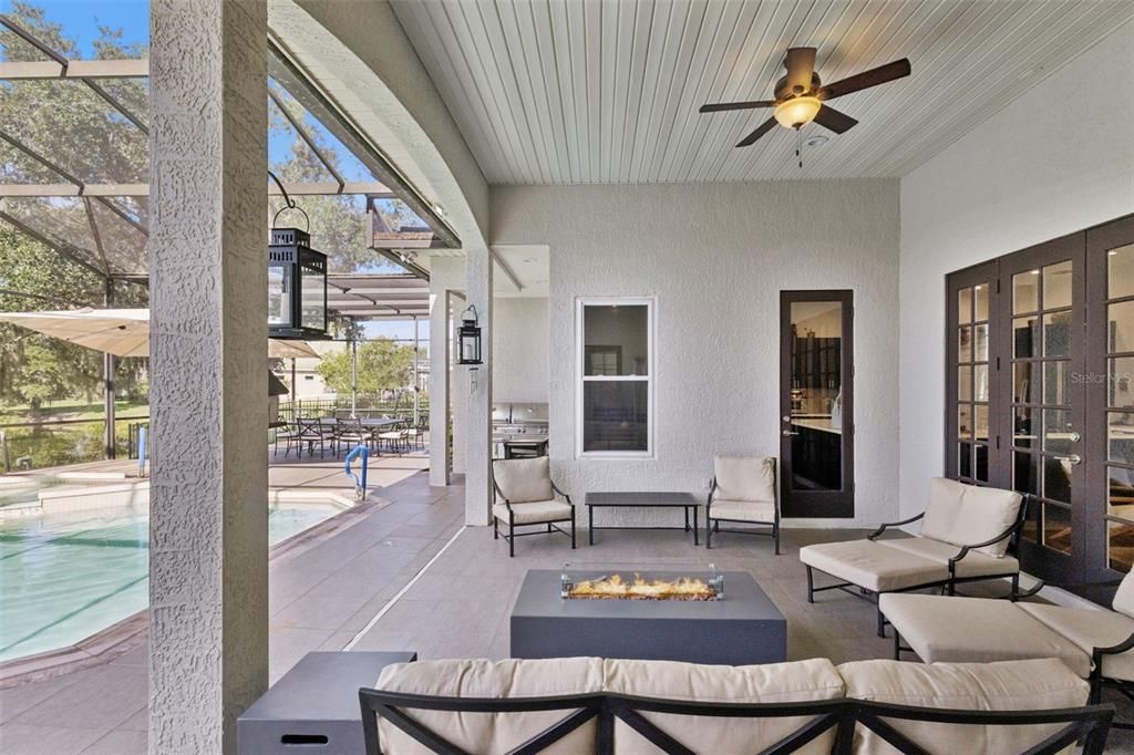 For Sale: $1,100,000 (5 beds, 4 baths, 3621 Square Feet)
