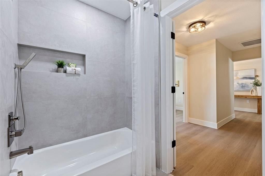 На продажу: $649,900 (3 спален, 2 ванн, 1883 Квадратных фут)