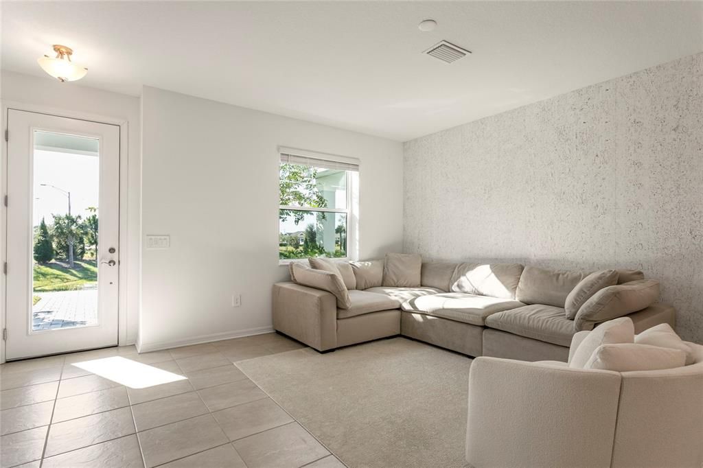 For Sale: $440,000 (3 beds, 2 baths, 1776 Square Feet)