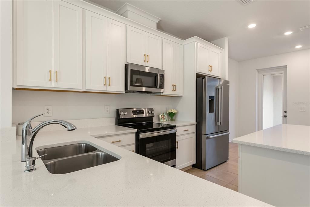 For Sale: $440,000 (3 beds, 2 baths, 1776 Square Feet)