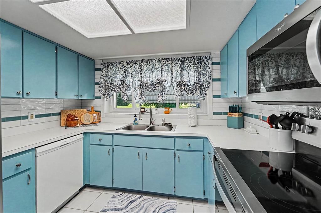 En Venta: $285,000 (2 camas, 2 baños, 1342 Pies cuadrados)