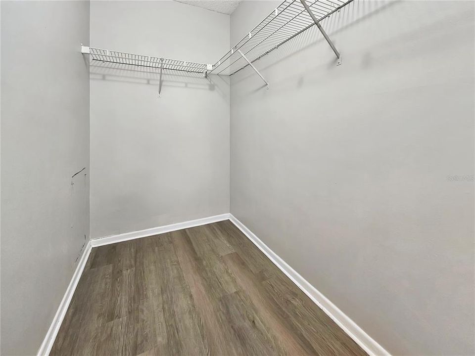 For Rent: $1,600 (2 beds, 2 baths, 912 Square Feet)