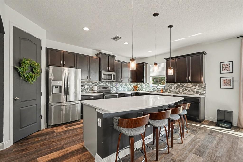 En Venta: $599,990 (4 camas, 4 baños, 3281 Pies cuadrados)