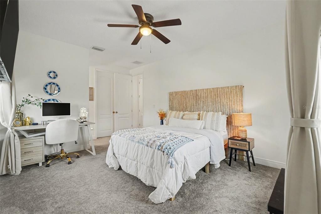 En Venta: $599,990 (4 camas, 4 baños, 3281 Pies cuadrados)