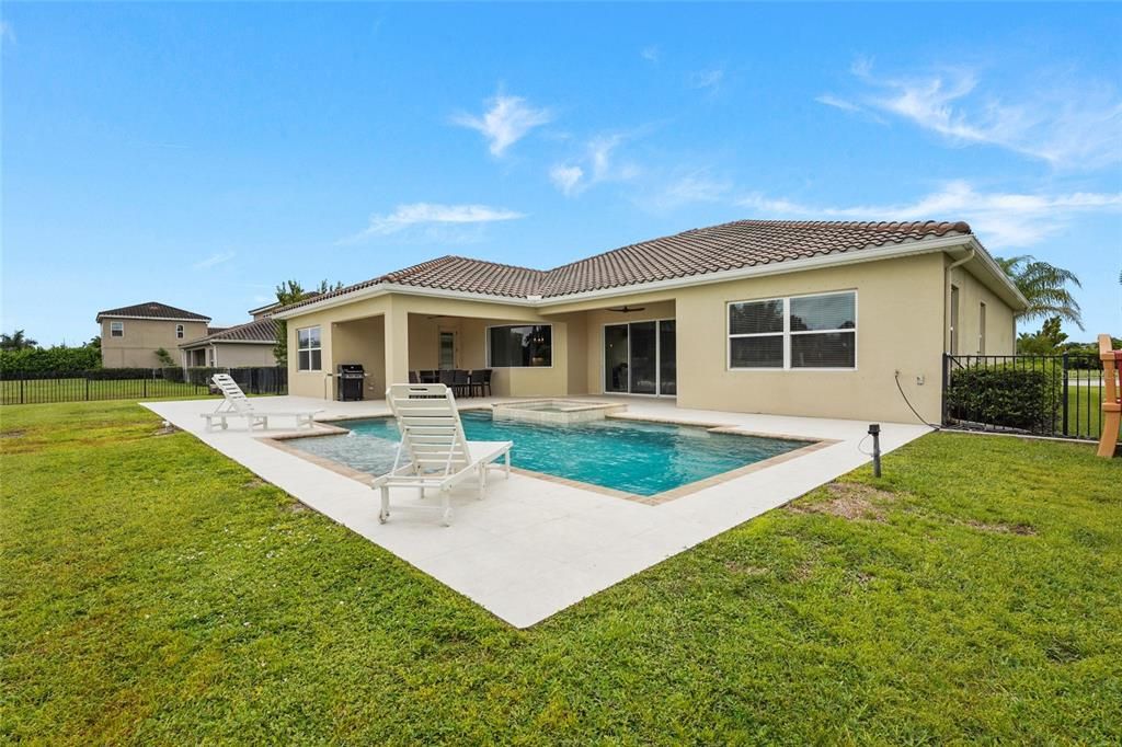 En Venta: $1,250,000 (4 camas, 4 baños, 3148 Pies cuadrados)