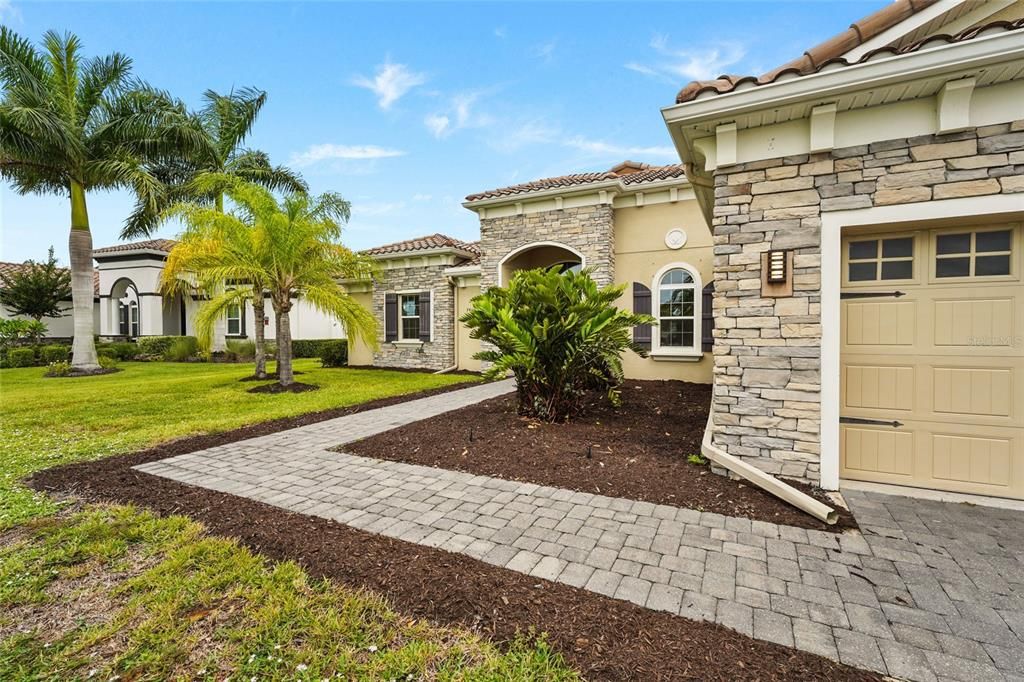 En Venta: $1,250,000 (4 camas, 4 baños, 3148 Pies cuadrados)