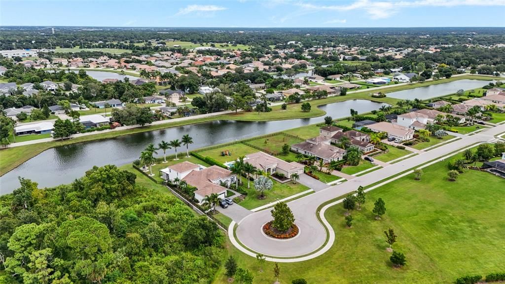En Venta: $1,250,000 (4 camas, 4 baños, 3148 Pies cuadrados)