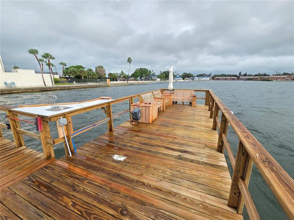 For Sale: $258,000 (2 beds, 2 baths, 1290 Square Feet)