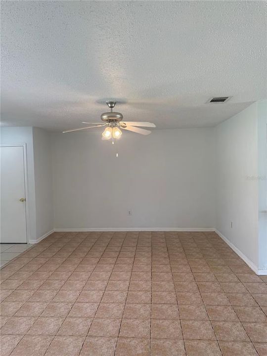 For Rent: $1,350 (2 beds, 2 baths, 1113 Square Feet)