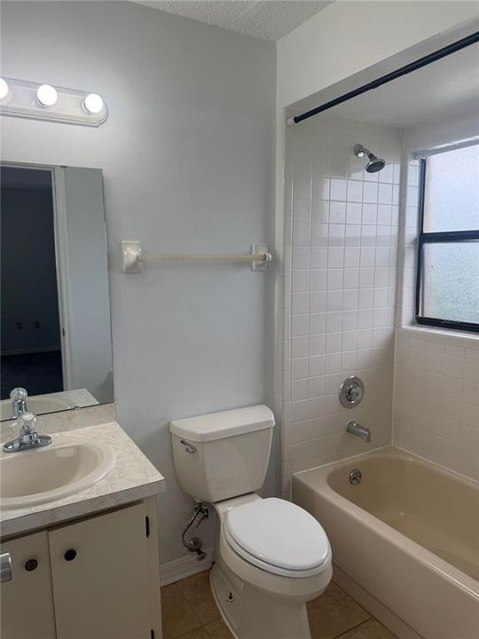 For Rent: $1,350 (2 beds, 2 baths, 1113 Square Feet)