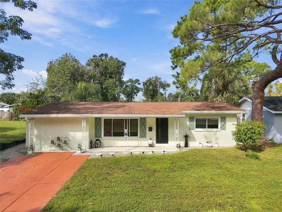 For Sale: $435,000 (3 beds, 2 baths, 1332 Square Feet)