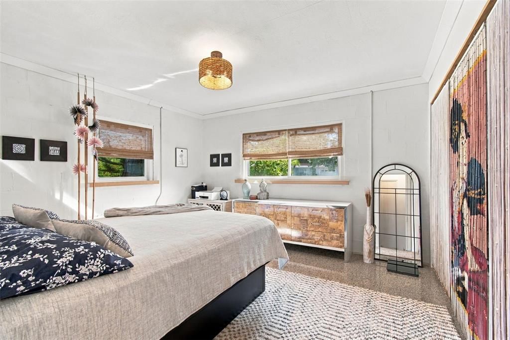 For Sale: $435,000 (3 beds, 2 baths, 1332 Square Feet)