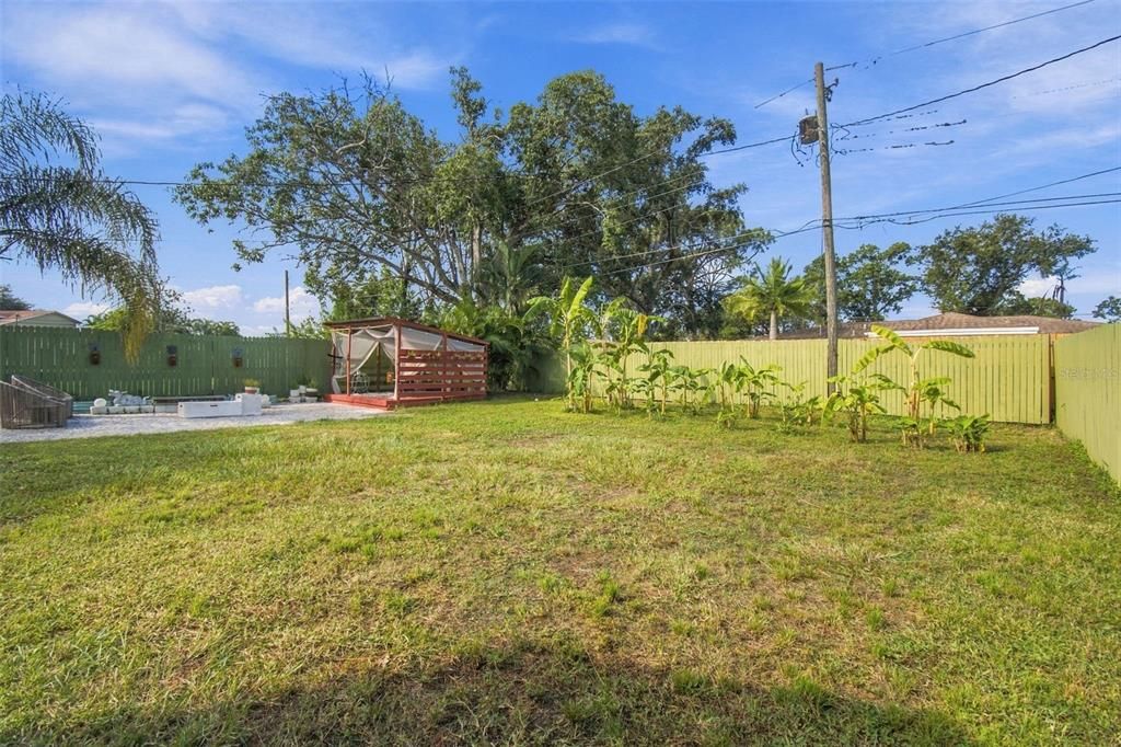 For Sale: $435,000 (3 beds, 2 baths, 1332 Square Feet)