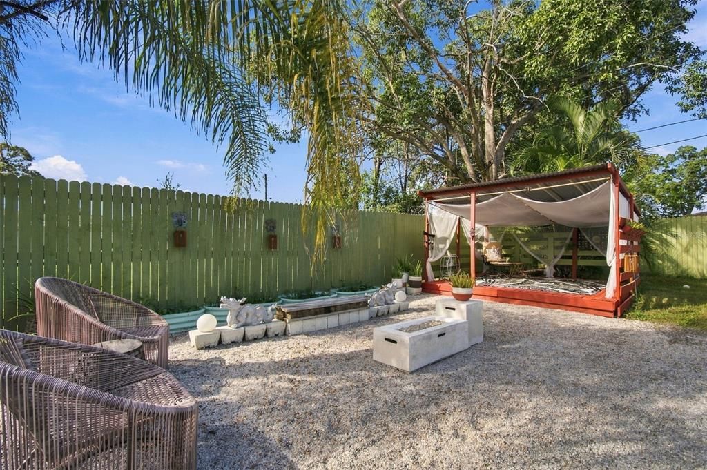 For Sale: $435,000 (3 beds, 2 baths, 1332 Square Feet)