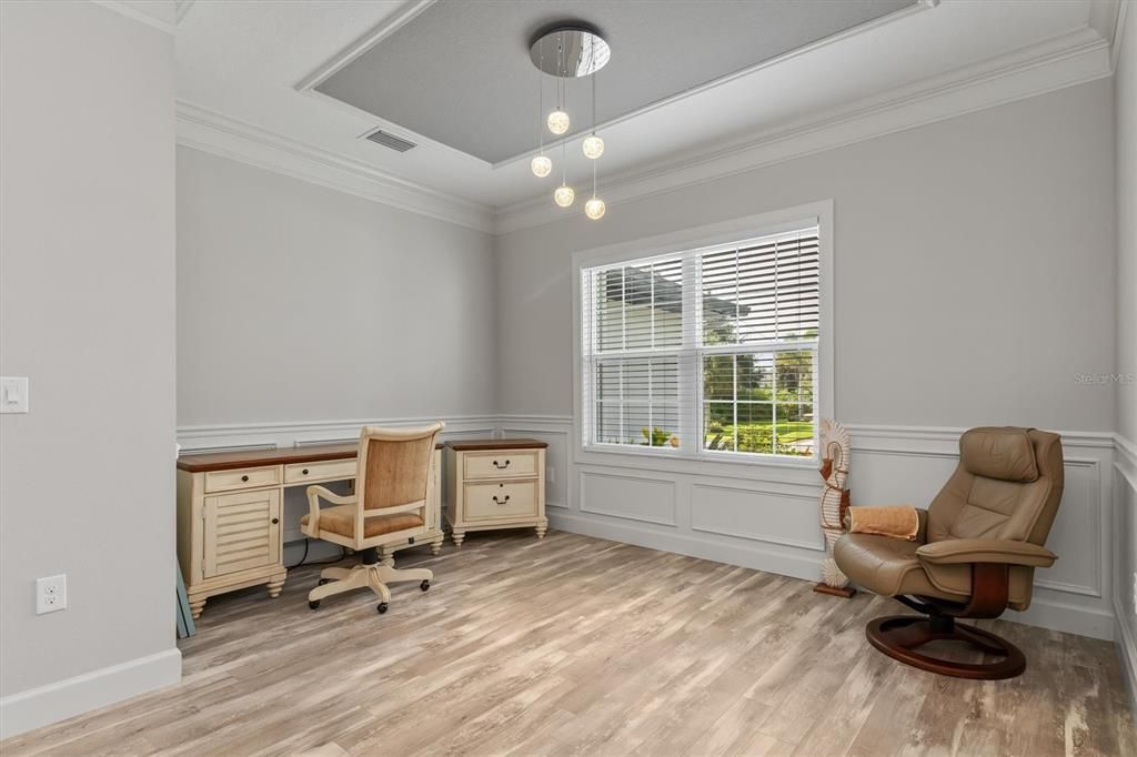 For Sale: $472,500 (3 beds, 2 baths, 1834 Square Feet)