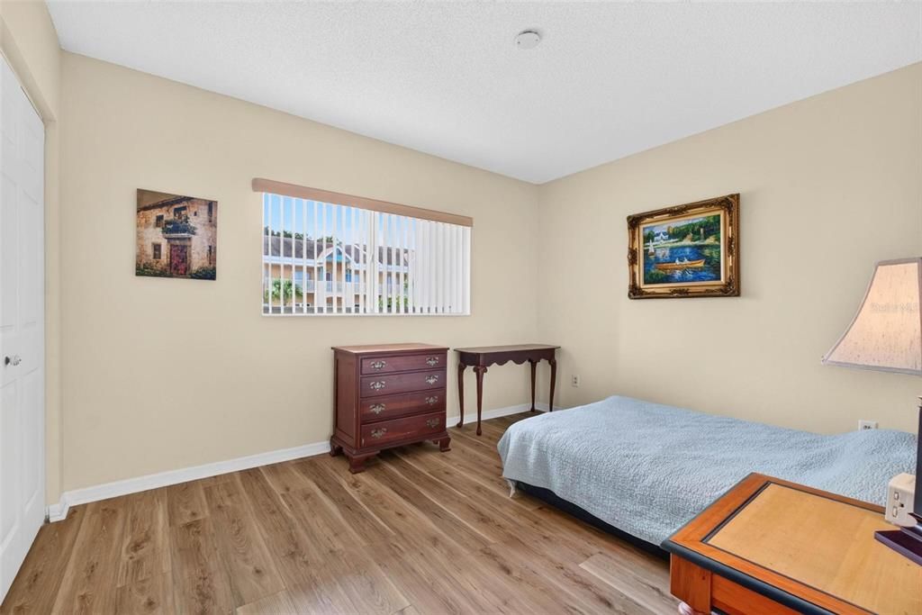 For Sale: $209,990 (3 beds, 2 baths, 1325 Square Feet)