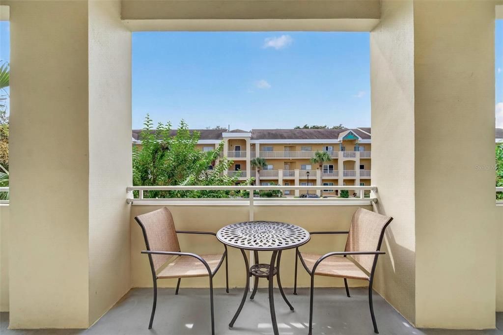 For Sale: $209,990 (3 beds, 2 baths, 1325 Square Feet)