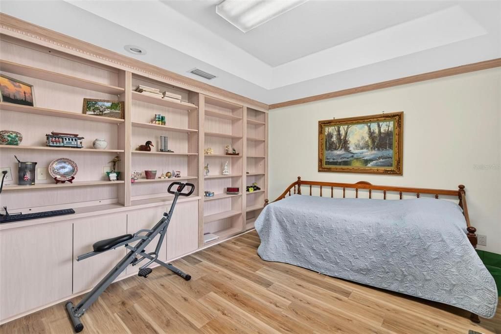 For Sale: $209,990 (3 beds, 2 baths, 1325 Square Feet)