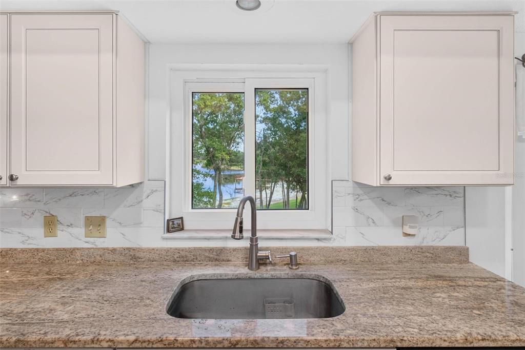 For Sale: $209,990 (3 beds, 2 baths, 1325 Square Feet)