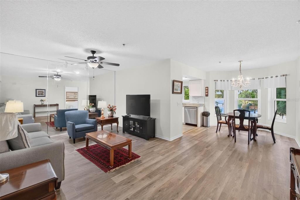 For Sale: $209,990 (3 beds, 2 baths, 1325 Square Feet)