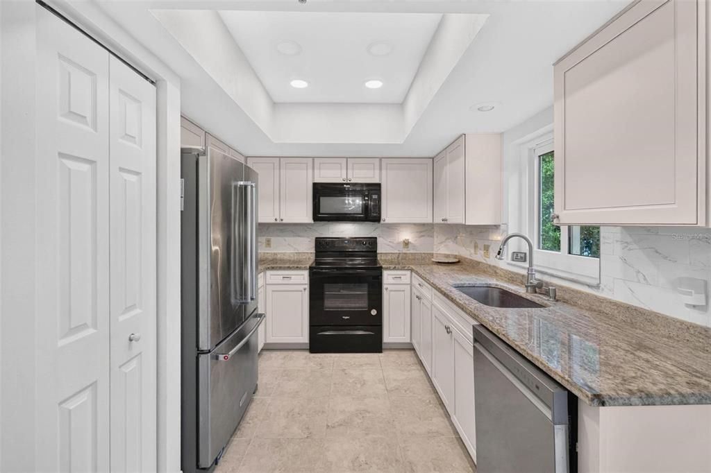 For Sale: $209,990 (3 beds, 2 baths, 1325 Square Feet)