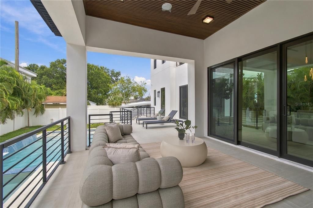 For Sale: $2,590,000 (5 beds, 4 baths, 4859 Square Feet)