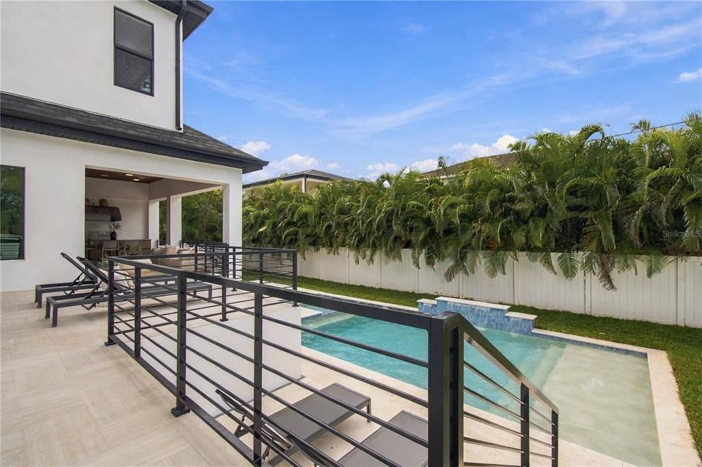 For Sale: $2,590,000 (5 beds, 4 baths, 4859 Square Feet)