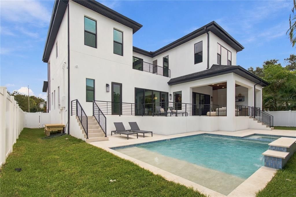 For Sale: $2,590,000 (5 beds, 4 baths, 4859 Square Feet)