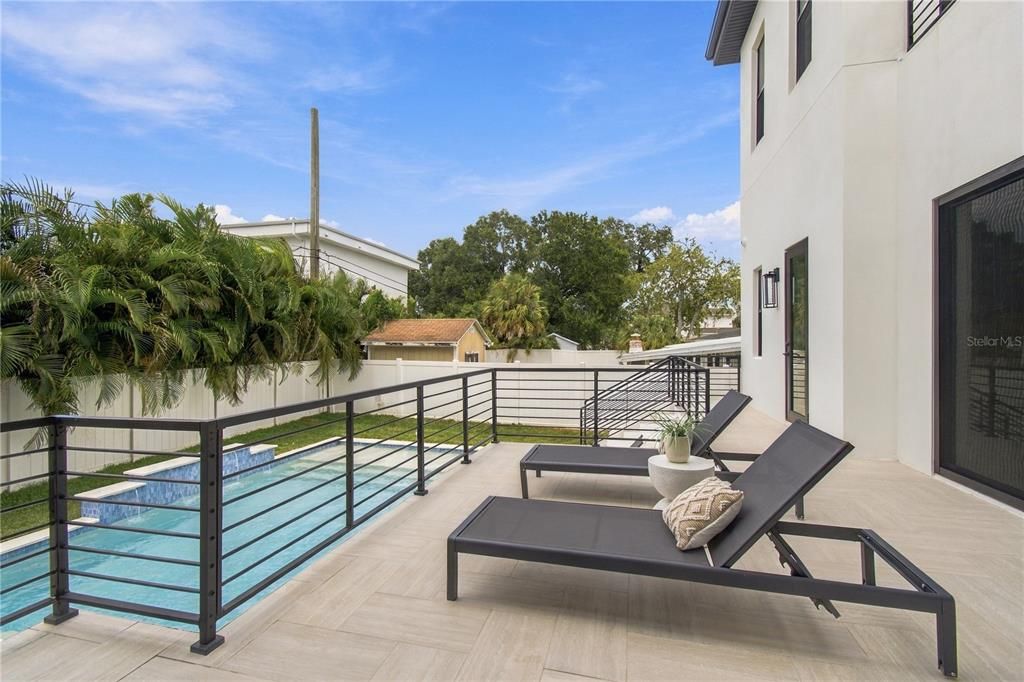 For Sale: $2,590,000 (5 beds, 4 baths, 4859 Square Feet)