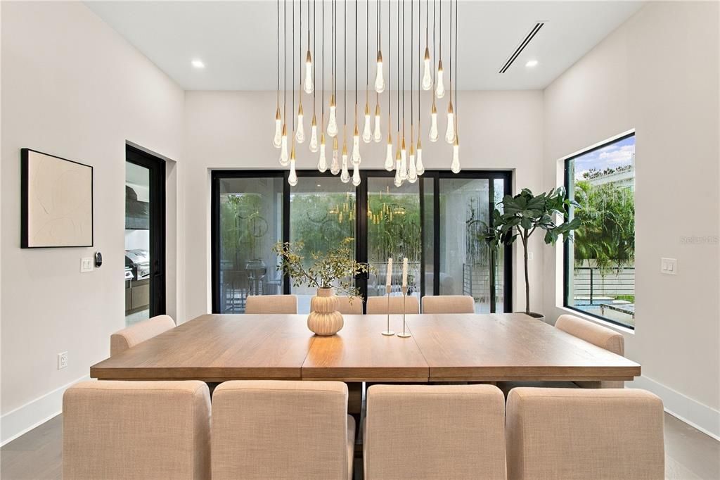 For Sale: $2,590,000 (5 beds, 4 baths, 4859 Square Feet)