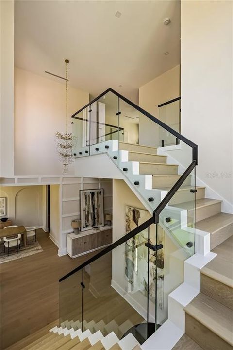 For Sale: $2,590,000 (5 beds, 4 baths, 4859 Square Feet)