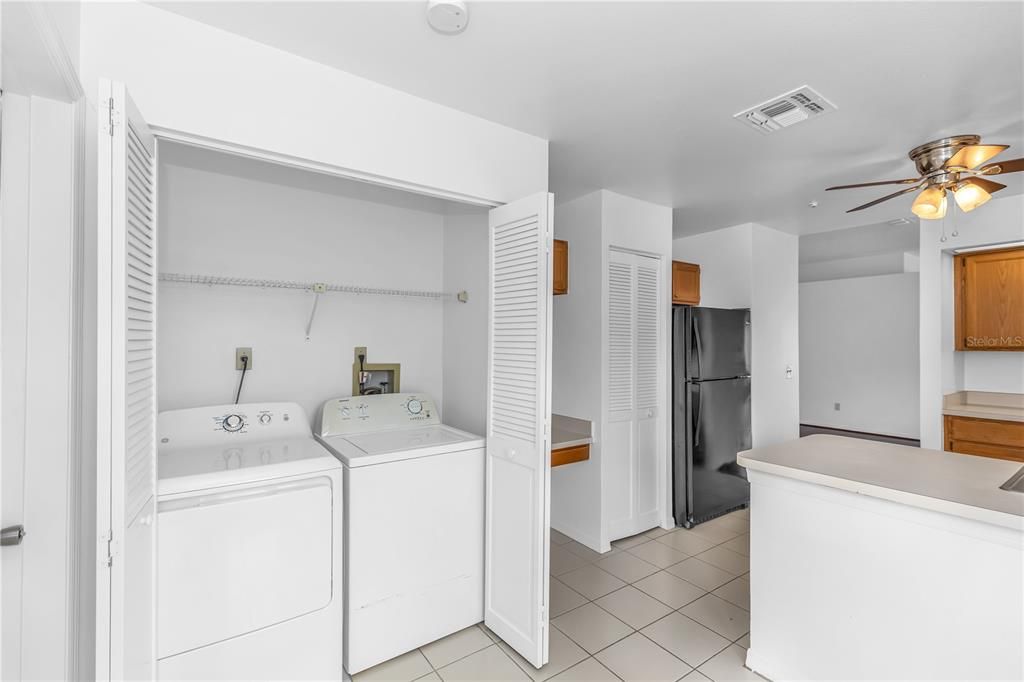 For Rent: $2,500 (3 beds, 2 baths, 1600 Square Feet)