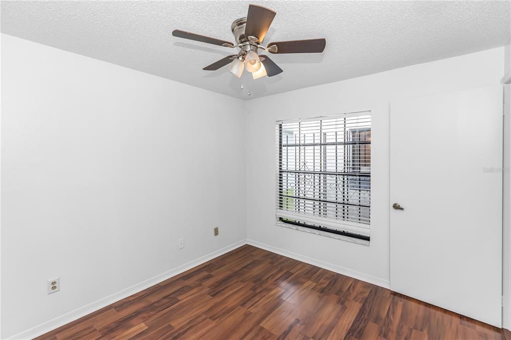 For Rent: $2,500 (3 beds, 2 baths, 1600 Square Feet)