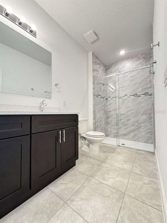 For Rent: $1,995 (4 beds, 2 baths, 1696 Square Feet)