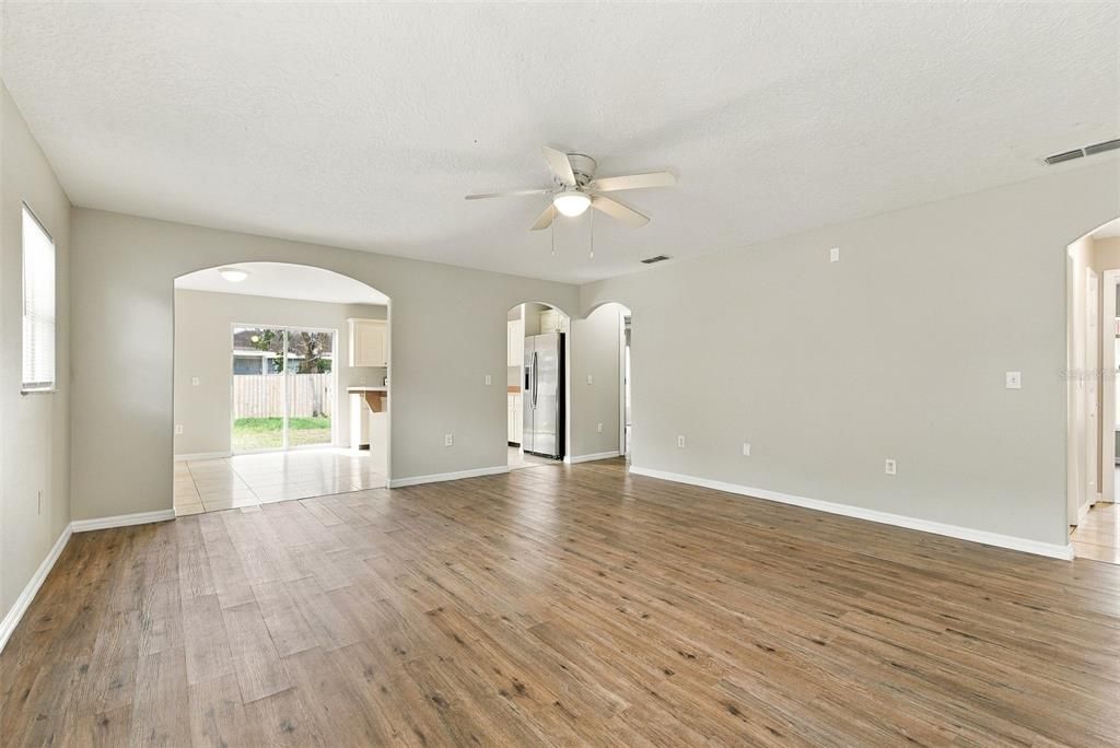 For Rent: $2,495 (3 beds, 2 baths, 1342 Square Feet)