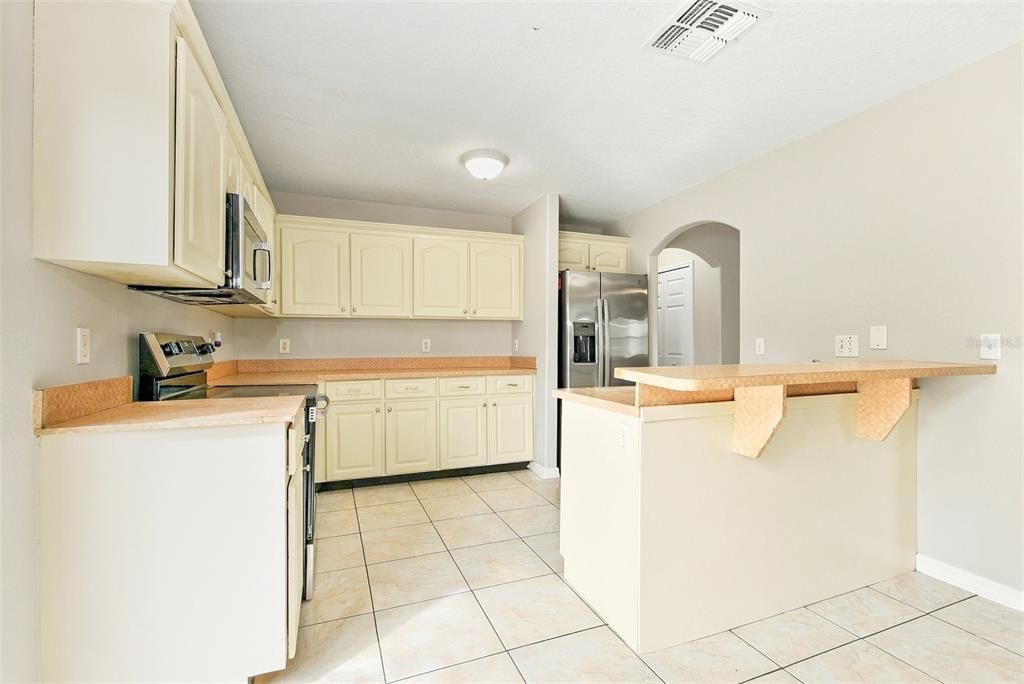For Rent: $2,495 (3 beds, 2 baths, 1342 Square Feet)
