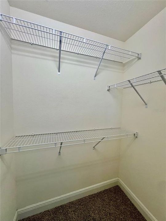 En Renta: $2,150 (3 camas, 3 baños, 1716 Pies cuadrados)