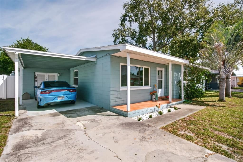 For Sale: $339,900 (3 beds, 1 baths, 1084 Square Feet)