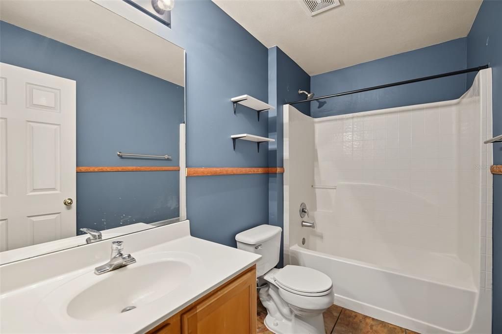 For Rent: $2,995 (4 beds, 2 baths, 2222 Square Feet)