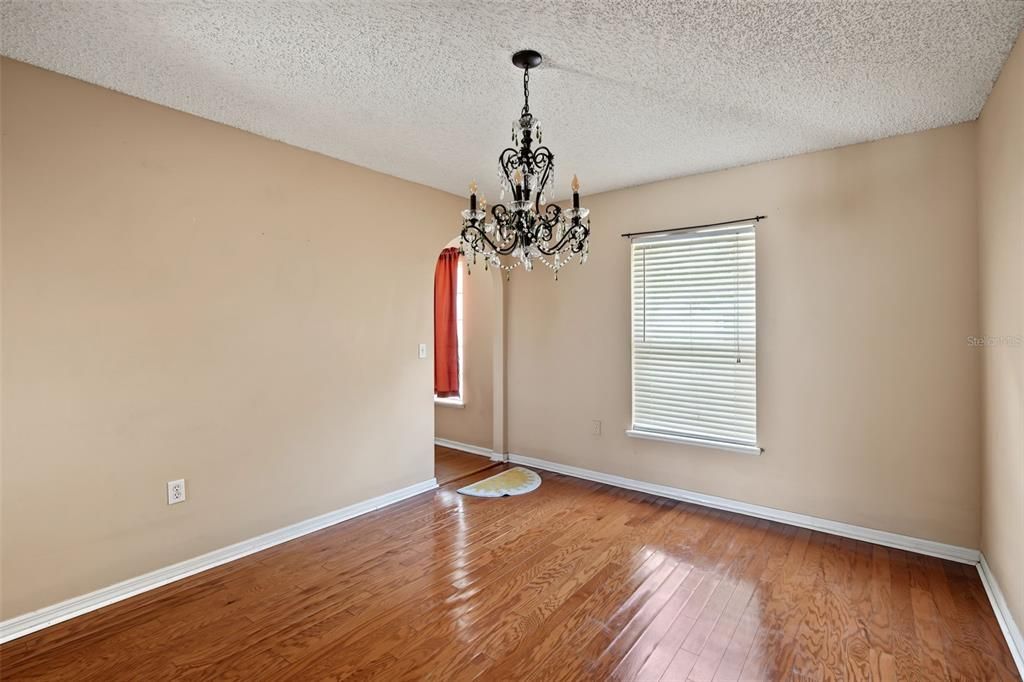 For Rent: $2,995 (4 beds, 2 baths, 2222 Square Feet)