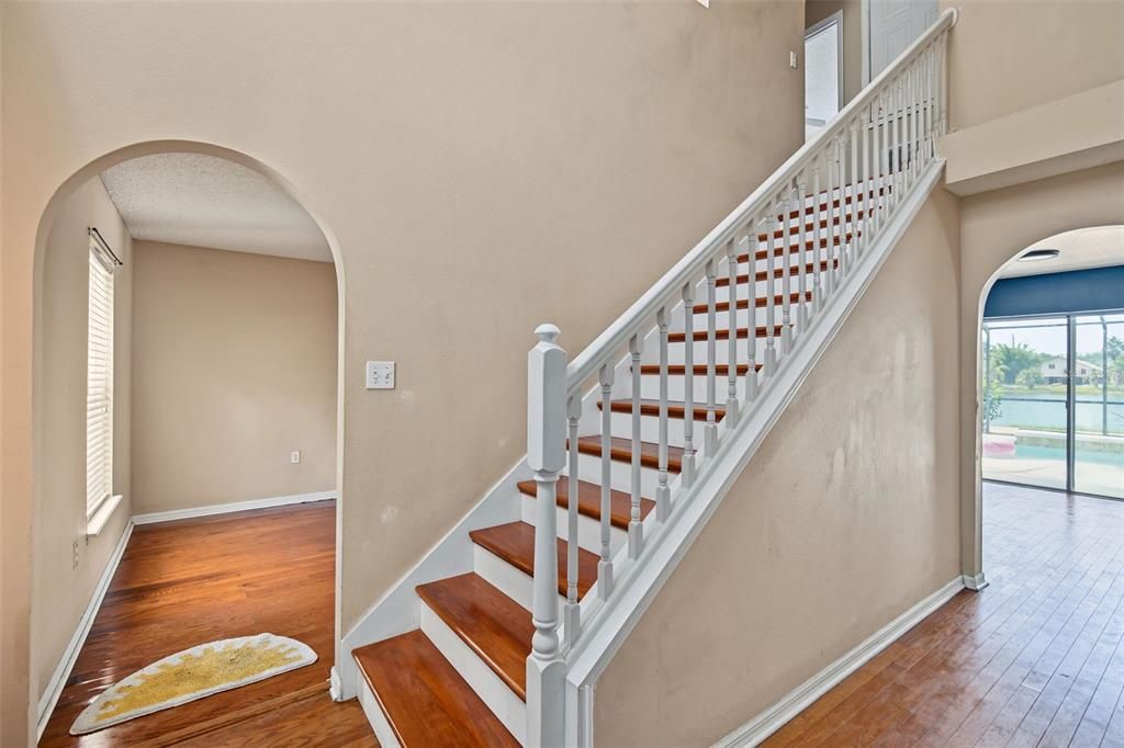 For Rent: $2,995 (4 beds, 2 baths, 2222 Square Feet)