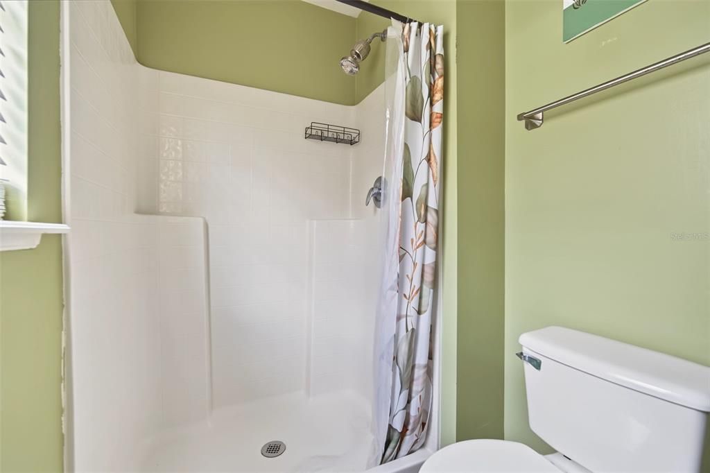 For Rent: $2,995 (4 beds, 2 baths, 2222 Square Feet)