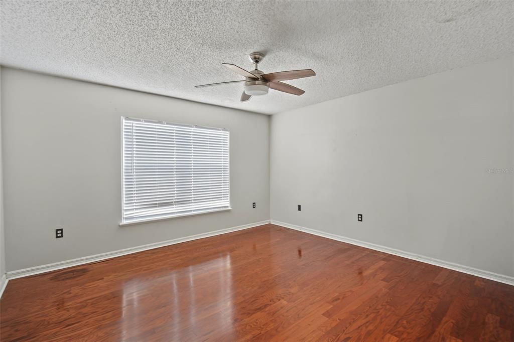 For Rent: $2,995 (4 beds, 2 baths, 2222 Square Feet)