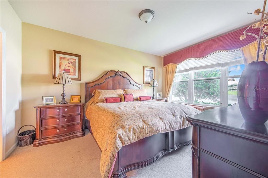 For Sale: $235,000 (2 beds, 2 baths, 1435 Square Feet)