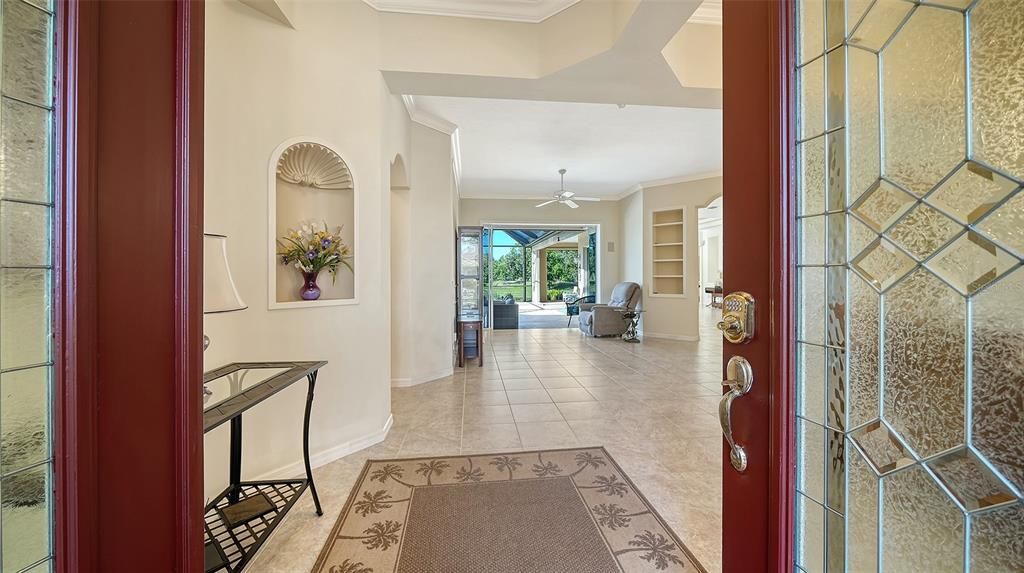 En Venta: $949,900 (3 camas, 3 baños, 2923 Pies cuadrados)